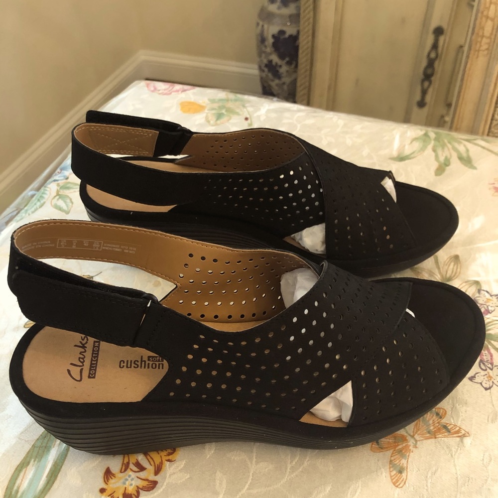 Brand New Clark’s Collection Giselle Cove Sandals